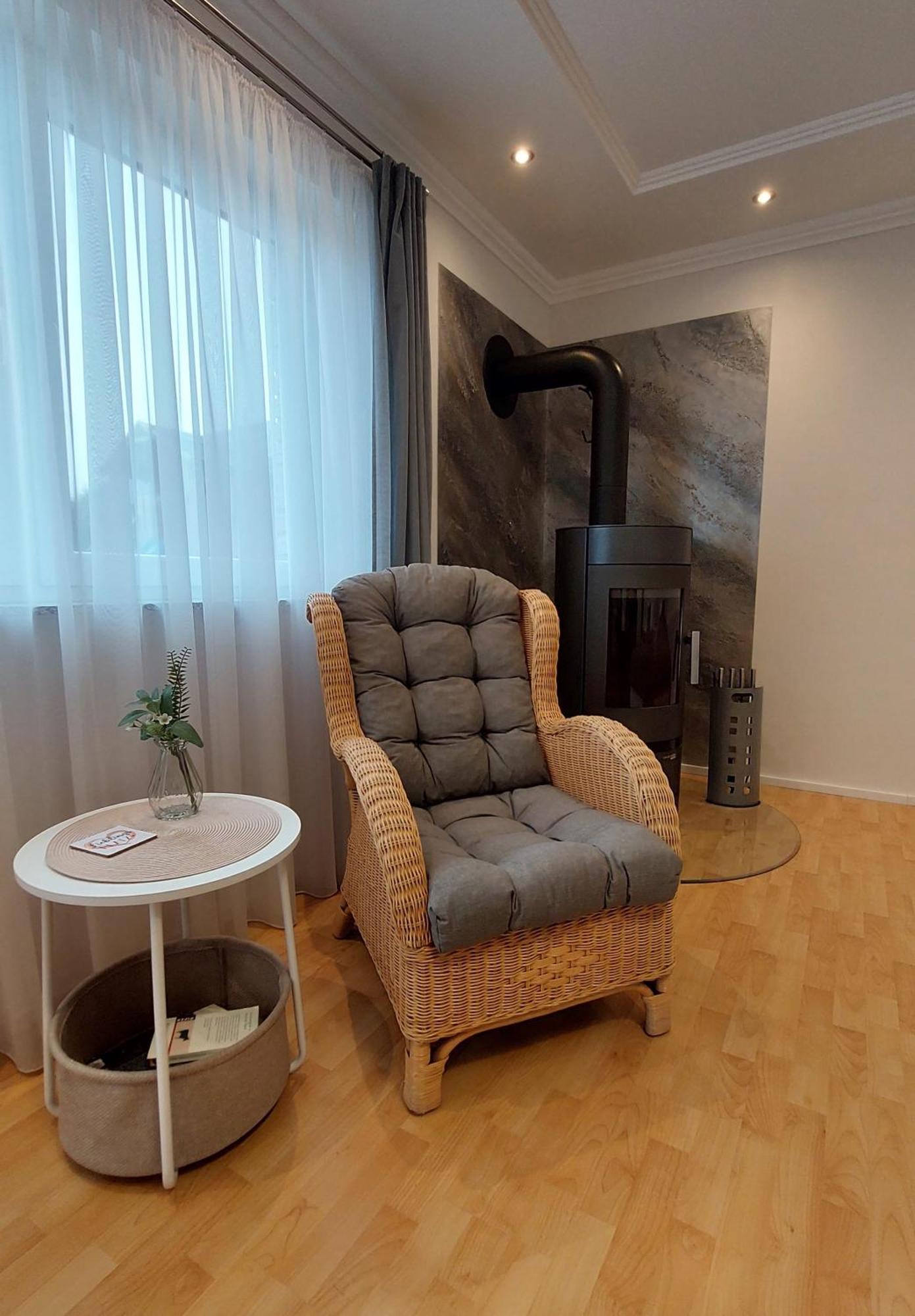Ferienwohnung Waldbroel - Nahe Naturerlebnispark Waldbrol Ngoại thất bức ảnh